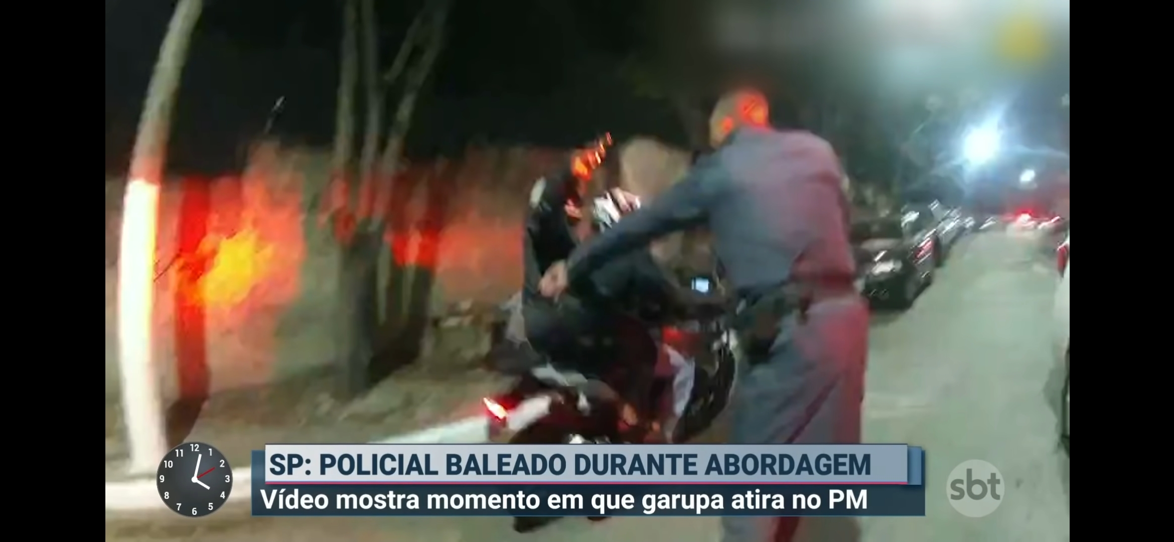Vídeo Policial é Baleado Por Dupla Em Moto Durante Ocorrência V9 Tv Uberlândia 7741